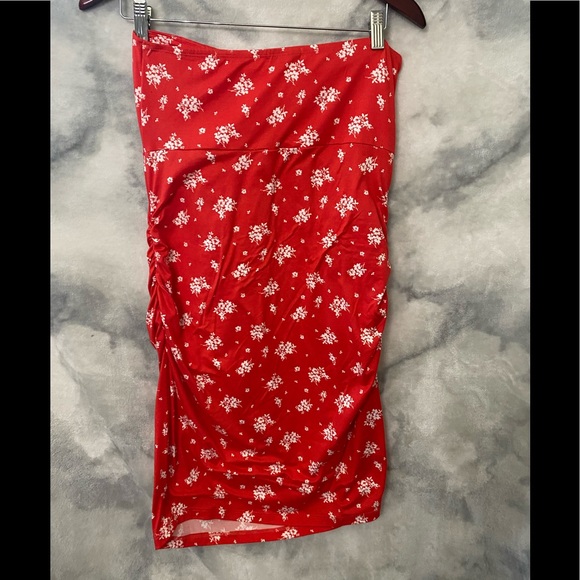 Bump Biddy Floral Tube Dress - Picture 4 of 5